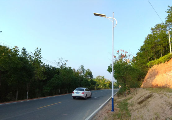一体化太阳能路灯